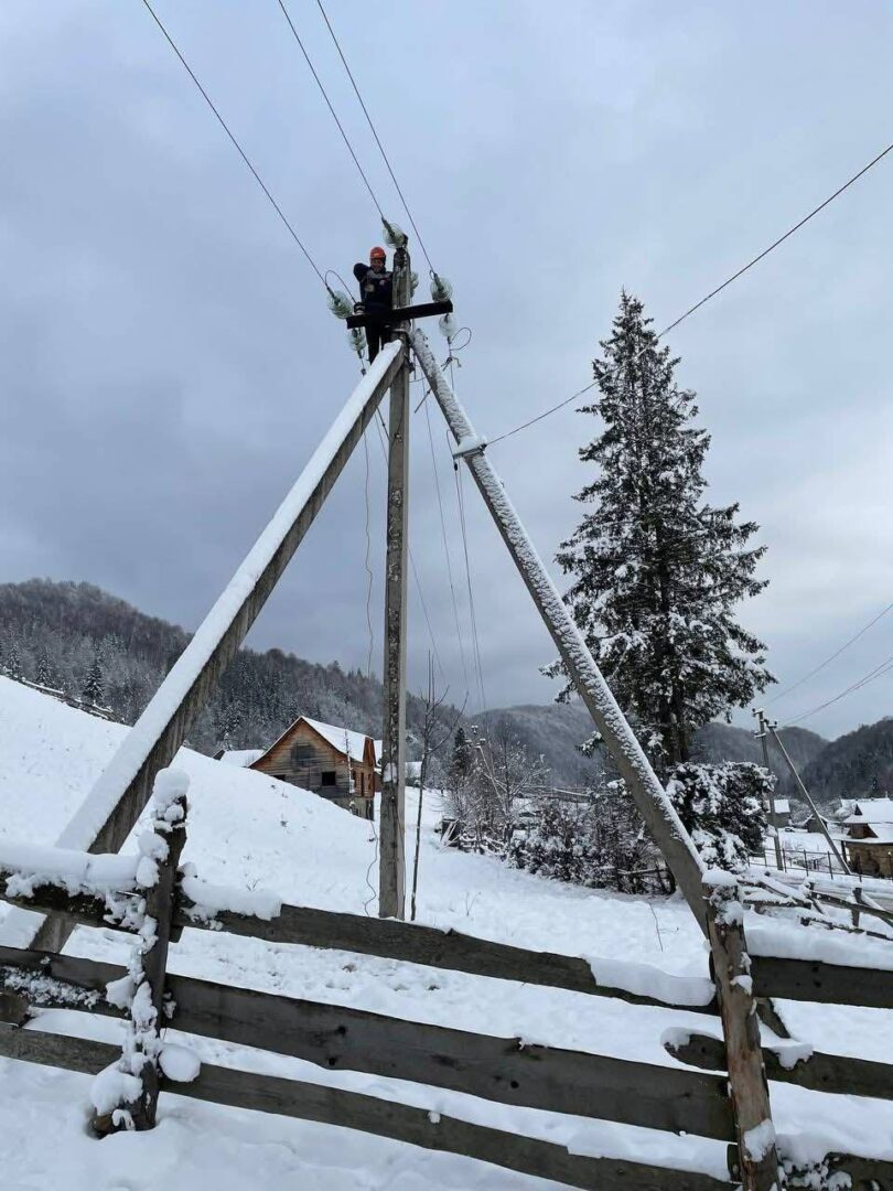 veonlsh - Наслідки негоди на Прикарпатті: тривають аварійно-відновлювальні роботи - rai.ua