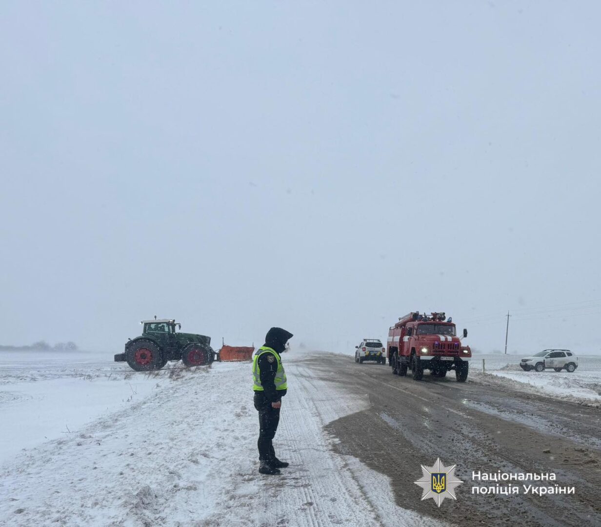 voveo - В селі Підгайчики автобус з’їхав на узбіччя - rai.ua