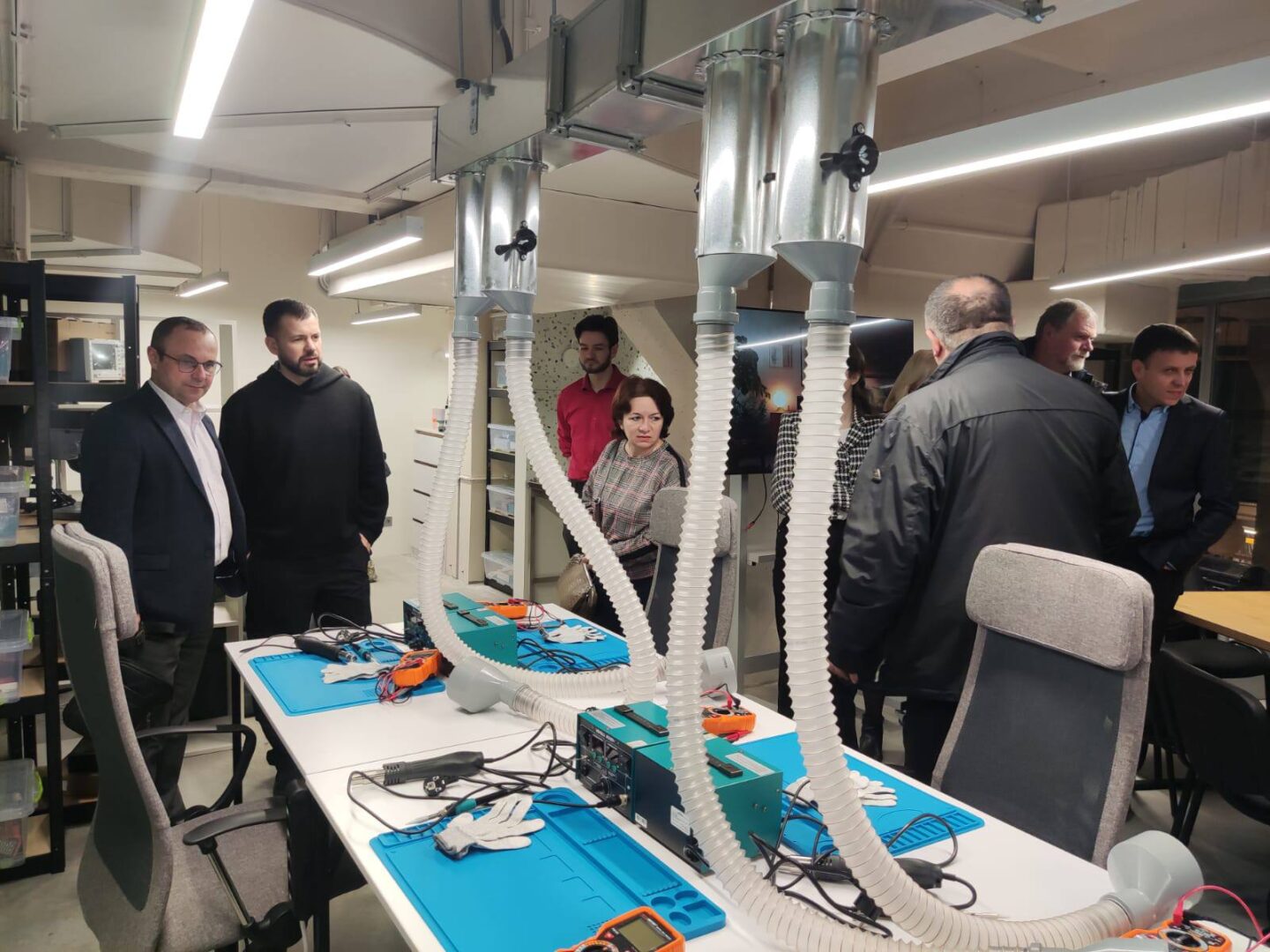 vsosal - В Івано-Франківську відкрили лабораторію радіоелектроніки - rai.ua