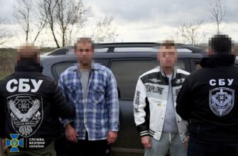 Правоохоронці затримали 8-х організаторів виїзду за кордон у різних регіонах