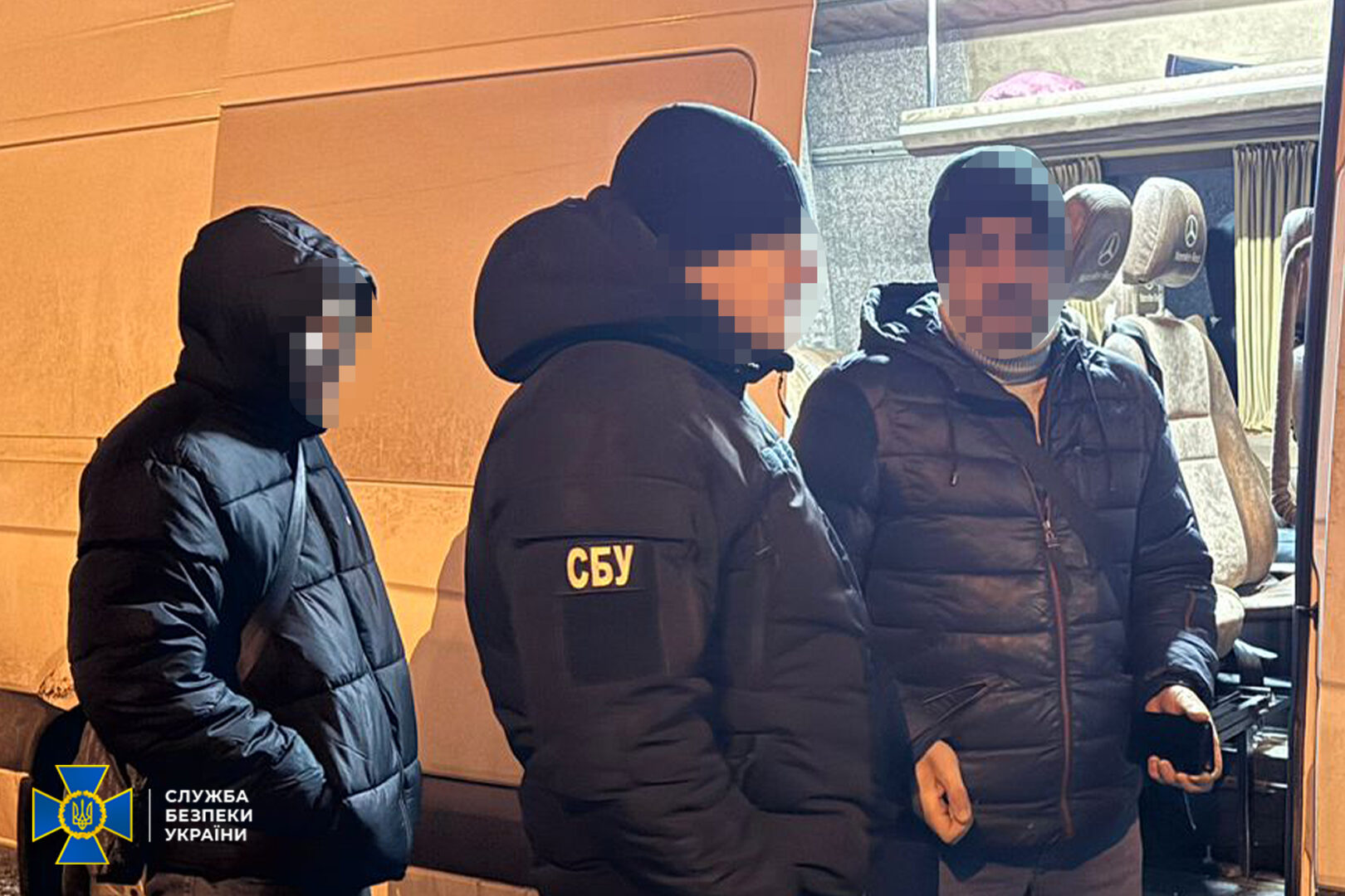 615820427 1318488523653208 3458135263606988411 n 1 - 12,5 тисяч євро за «квиток» за кордон: правоохоронці ліквідували незаконну схему - rai.ua