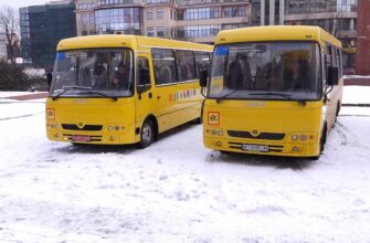 Івано-Франківська ОВА передала нові шкільні автобуси для 3 громад