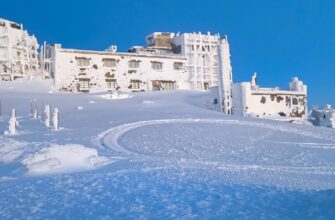 Станом на 09:00 на горі Піп Іван -8°С