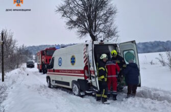 Рятувальники надали допомогу з буксирування авто екстреної допомоги у Рогатинській ТГ