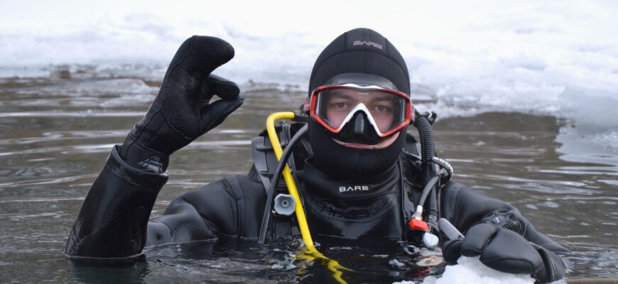 На Прикарпатті водолази ДСНС вдосконалювали навички рятування людей