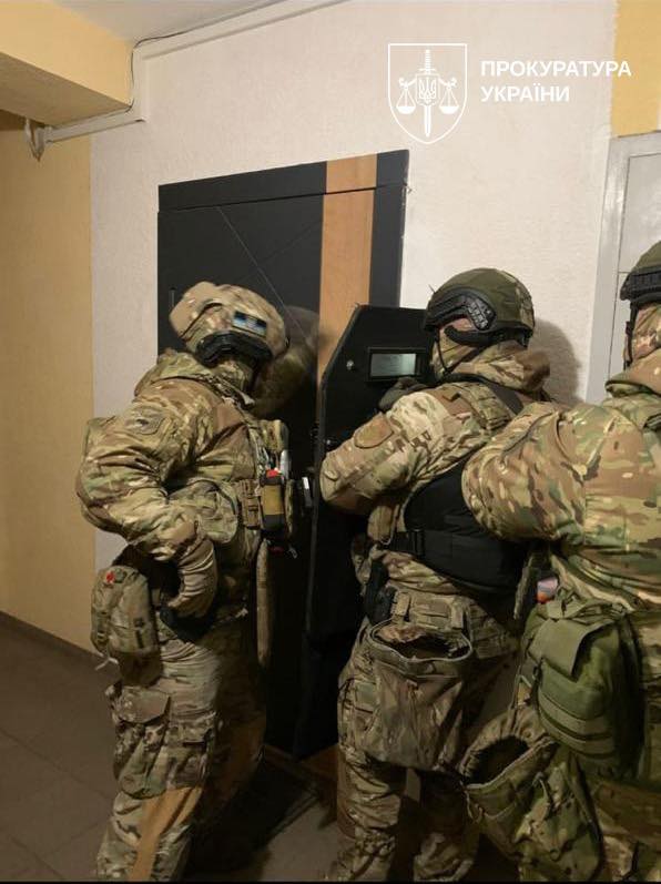 lbs - В Україні викрито масштабну схему контрабанди та збуту кратому - rai.ua