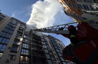 С. Угорники: під час пожежі в 11-поверховому будинку врятовано 5 осіб