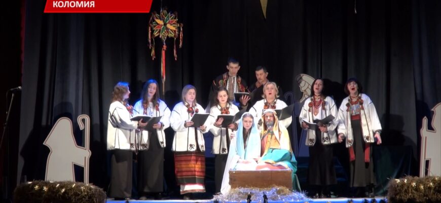 У Коломиї на благодійних мистецьких заходах збирають кошти на потреби ЗСУ. Відео
