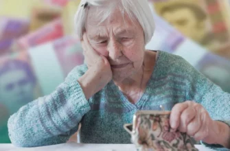 Шахраї розсилають у месенджерах фейкові повідомлення пенсіонерам