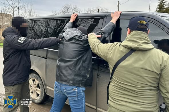 Викрито ще 8 агітаторів рашизму: посадовицю суду та рецидивіст, який 4 роки ховався у підвалі