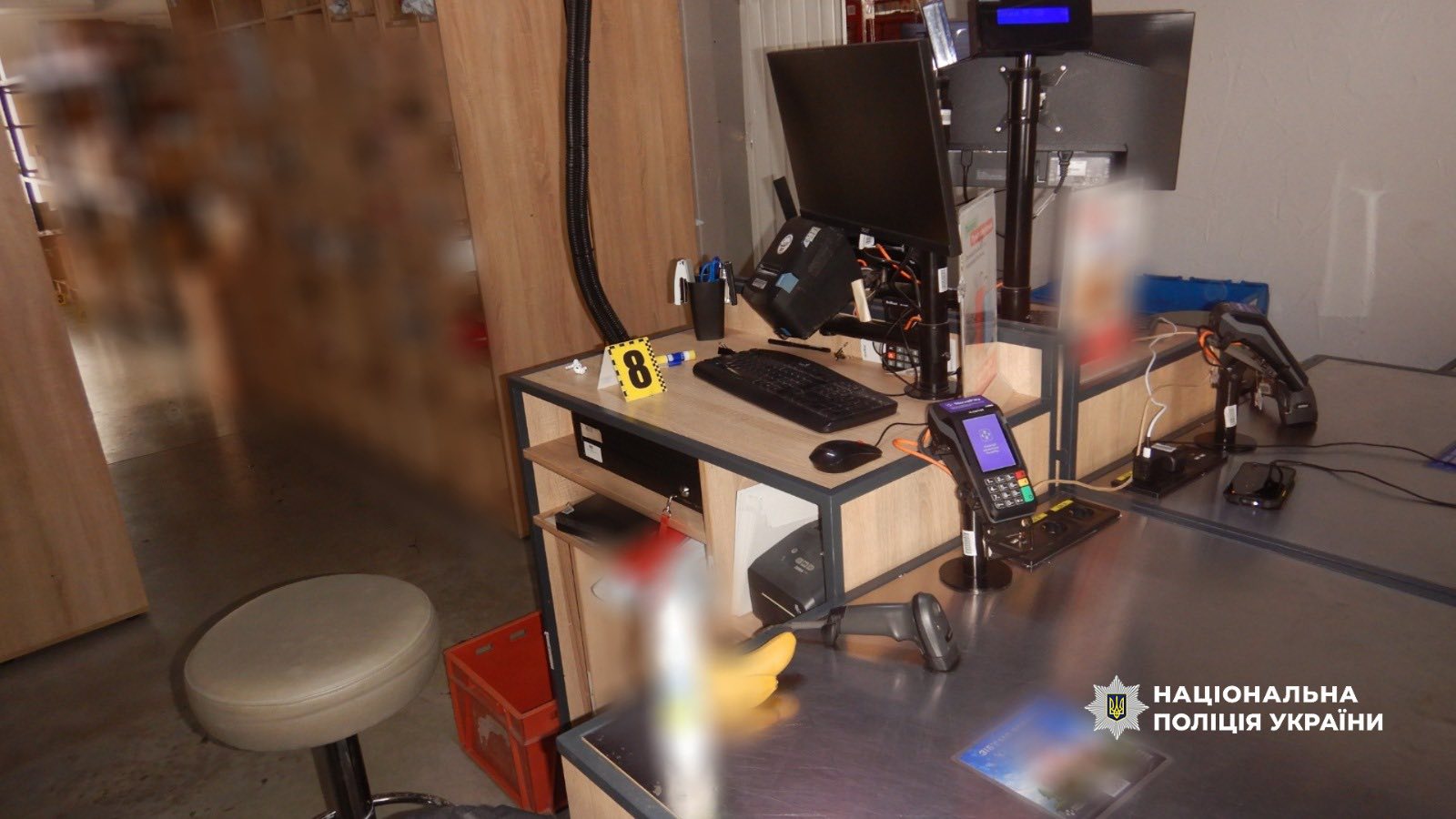 rhshrie - В Івано-Франківську чоловік проник до пошти та викрав 11 посилок - rai.ua