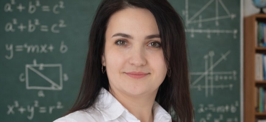 Калуська вчителька математики перемогла у першому турі конкурсу «Учитель року - 2026»