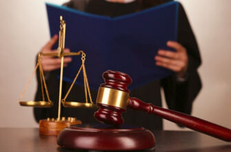 Фіктивне батьківство: судитимуть учасників схеми, через яких 25 чоловіків виїхали з України