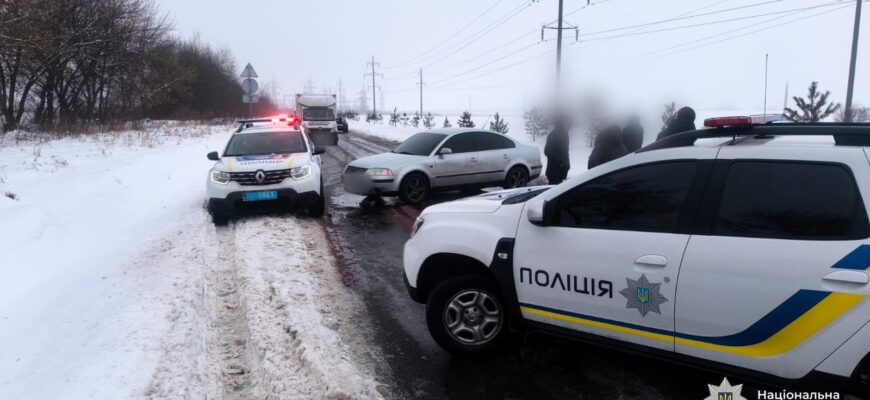 Вчинив наїзд на чоловіка: на місці ДТП працюють поліцейські Прикарпаття
