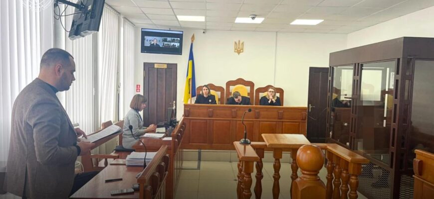 Прокуратура забезпечила довічне ув’язнення волинянину, який ґвалтував власних доньок