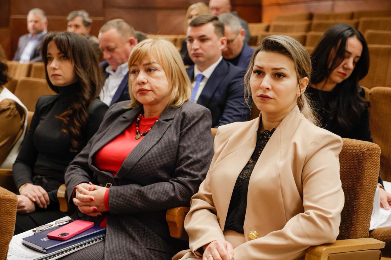 lzhie - Відбулася 46-та сесія Івано-Франківської обласної ради - rai.ua