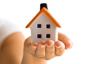 В Україні діє механізм отримання житлових ваучерів для ветеранів. Відео