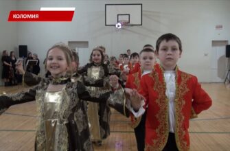 У Коломийському ліцеї №9 відбувся благодійний бал. Відео