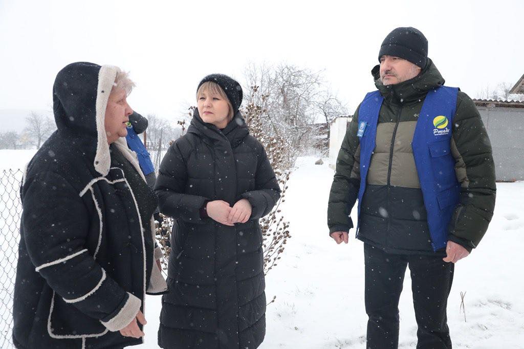 ozhiu - Наслідки ворожого обстрілу на Прикарпатті: пошкоджено 21 будинок - rai.ua