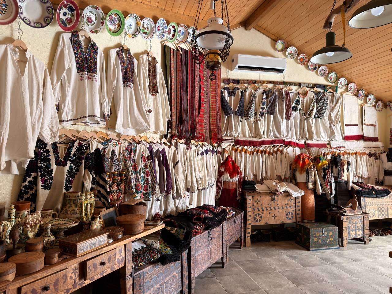 pyzhgpyzh - У Косові діє Музей трьох поколінь «Дєдик» - rai.ua