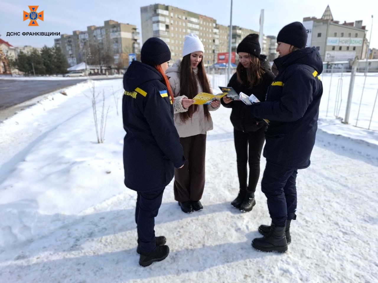 shchzhrtie - Офіцери-рятувальники провели превентивну роботу серед населення Калущини - rai.ua