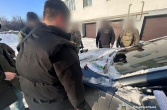 Фіктивна інвалідність для виїзду за кордон: поліцейські затримали організатора схеми