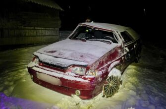 На Верховинщині перекинулося авто з немовлям всередині