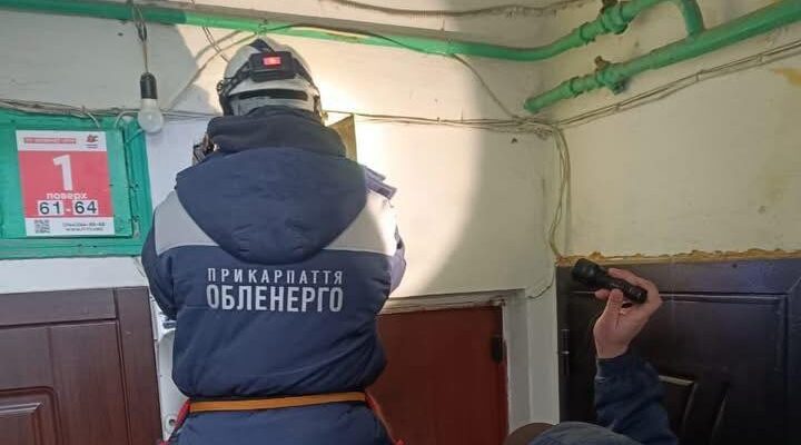 Бригади з Прикарпаття впродовж двох тижнів працювали у столиці