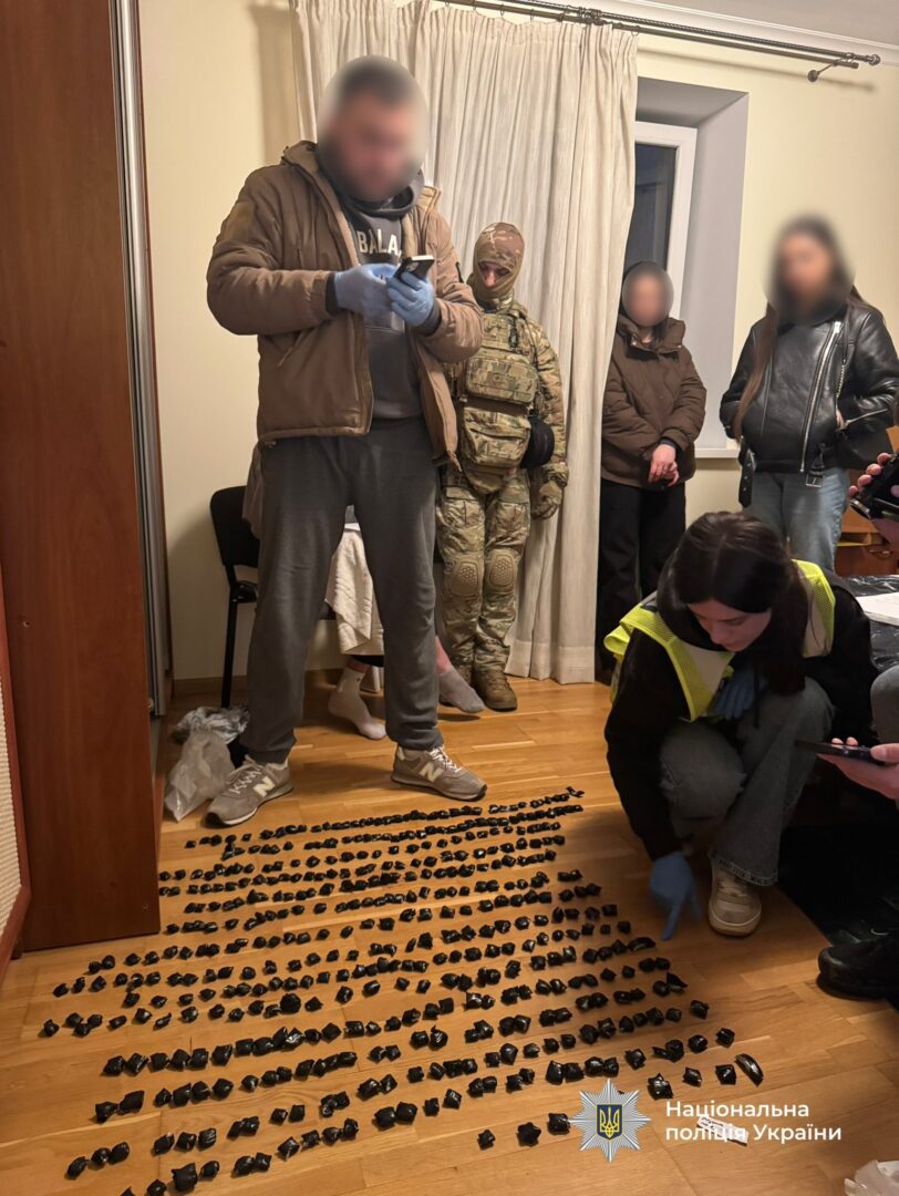 yzhyzhmp - На Прикарпатті затримано трьох збувачів психотропів та канабісу - rai.ua