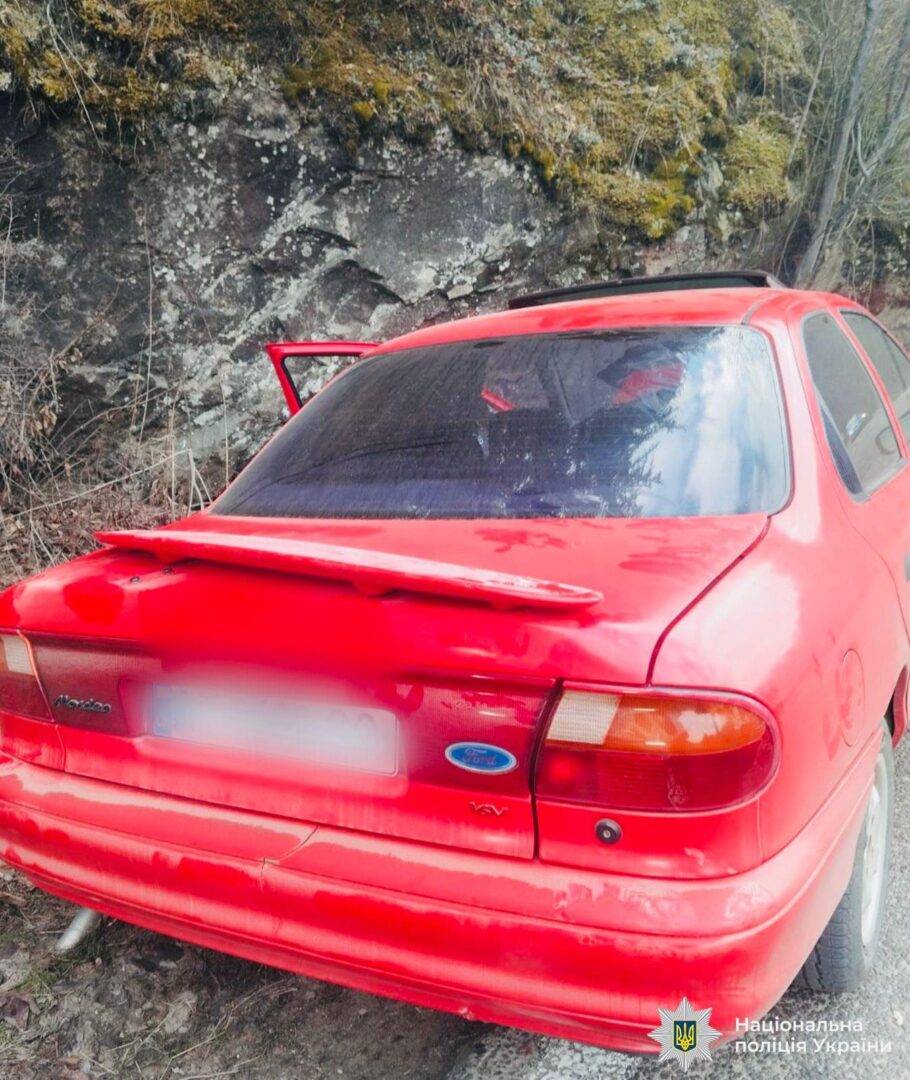 aevgo - ДТП на Яремчанщині: водій у стані сп’яніння врізався у скелю та перекинув авто - rai.ua