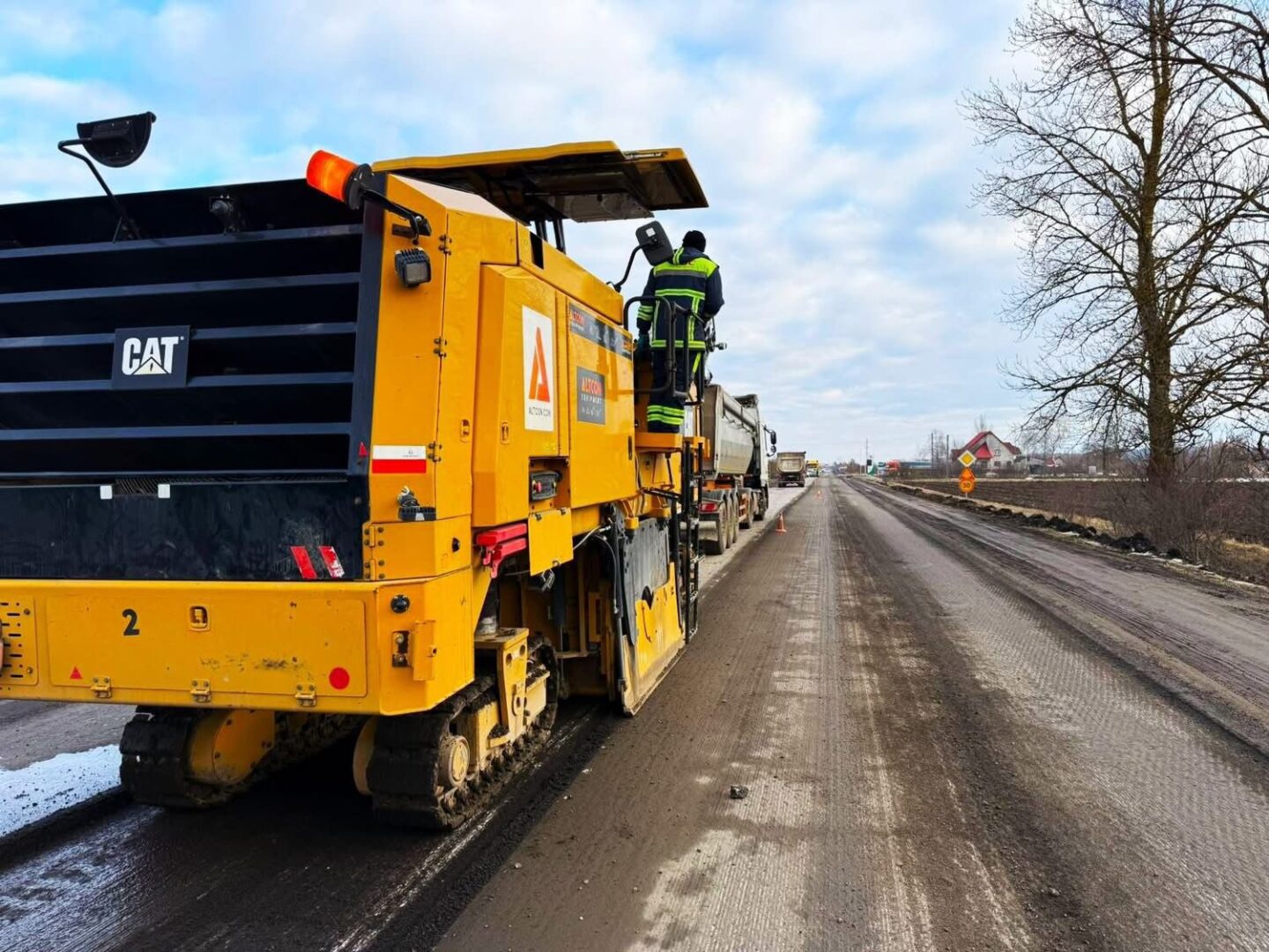 atvatva - Дорожні роботи на автошляхах Прикарпаття: де тривають ремонти - rai.ua