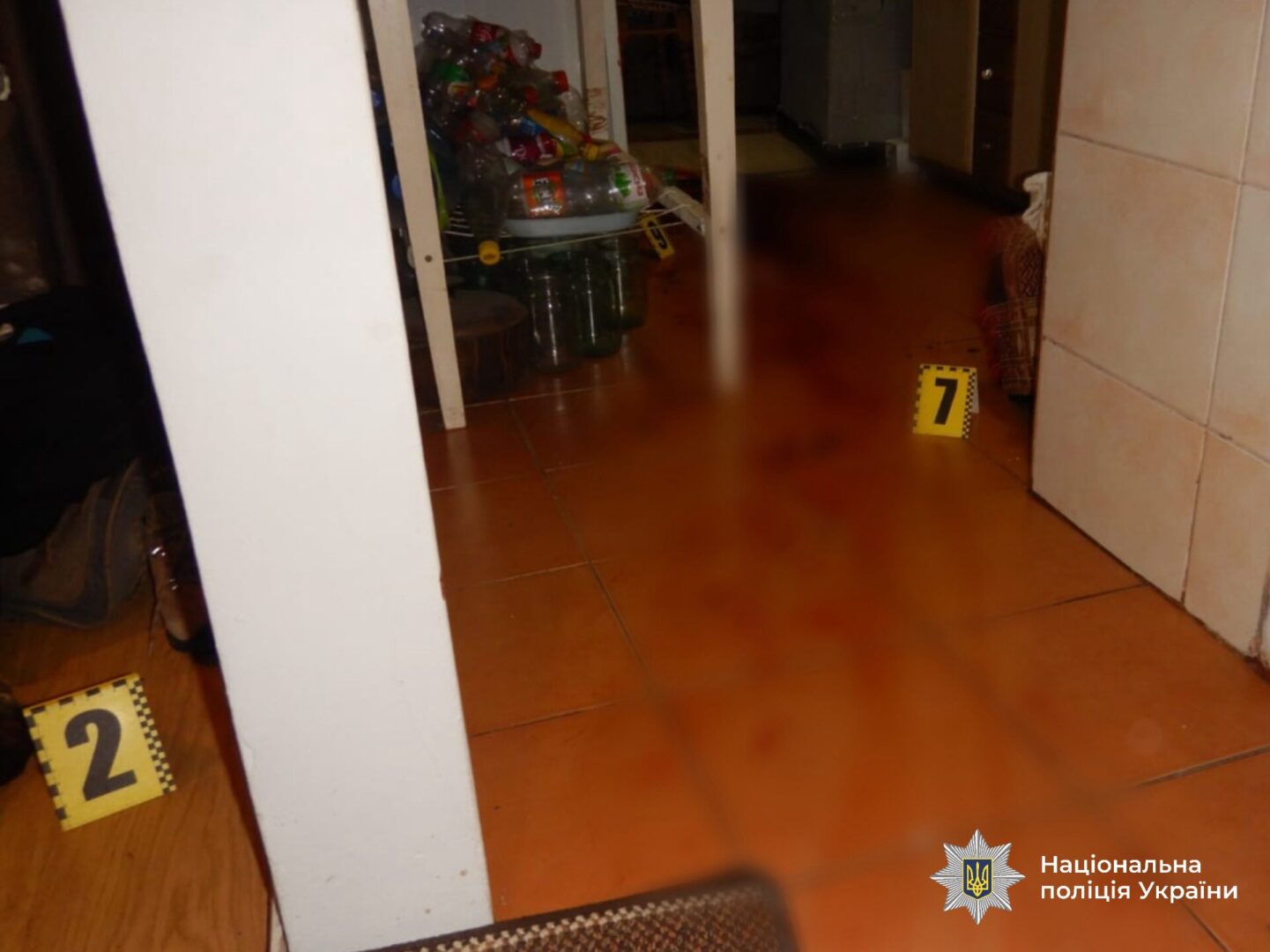 bbbbbbbbbb - Завдав ножових поранень сусіду: поліцейські затримали підозрюваного - rai.ua