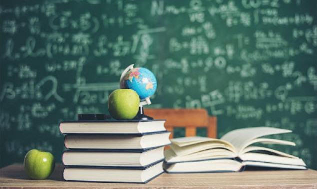 Бурштинський ліцей відкрив свої двері для учнів профільної школи. Відео