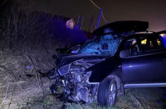 Поліція встановлює обставини ДТП: травмовано неповнолітнього водія