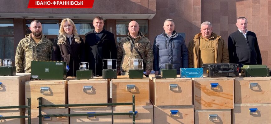 В Івано-Франківську передали чергову партію допомоги захисникам. Відео
