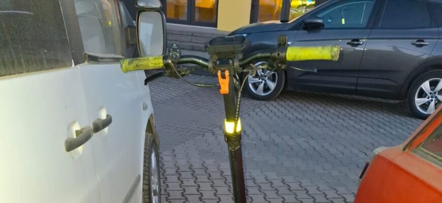 Поліція встановлює обставини наїзду електросамоката на малолітню дитину