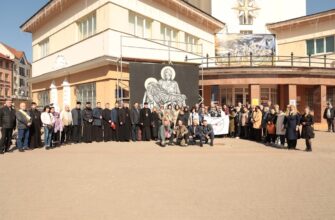 В Івано-Франківську презентували творчу роботу, присвячену загиблим воїнам