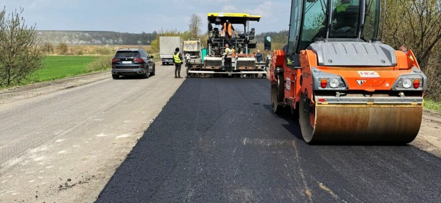 В області триває активна фаза ремонту автомобільних доріг державного значення