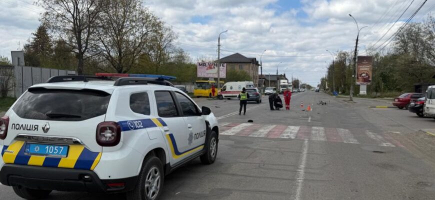 Смертельна ДТП у Коломиї: автомобіль наїхав на велосипедистку