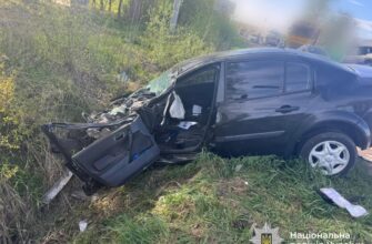 ДТП за участю трьох автомобілів: поліція встановлює обставини автопригоди