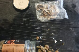 На Прикарпатті співмешканці збували психотропи через поштомати