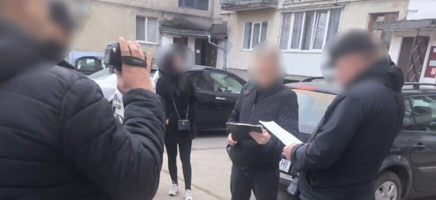 Поліцейські затримали шахрая, який привласнив 220 тисяч гривень