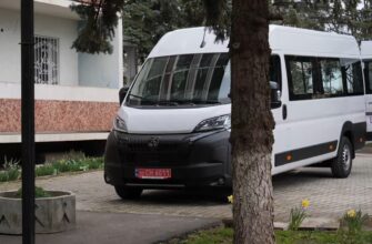 Центру фізичної та реабілітаційної медицини ОКЛ передали авто. Відео