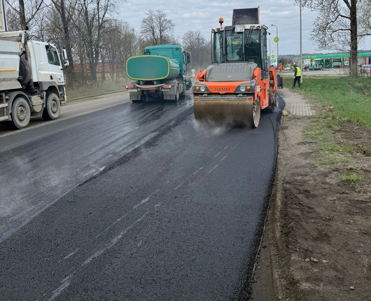 rpepka - Тривають ремонтні роботи на дорогах державного значення Прикарпаття - rai.ua
