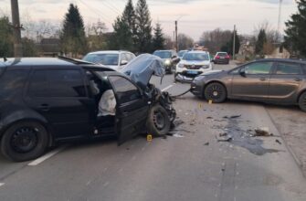 П’ятеро травмованих у ДТП на Прикарпатті: поліцейські розпочали розслідування
