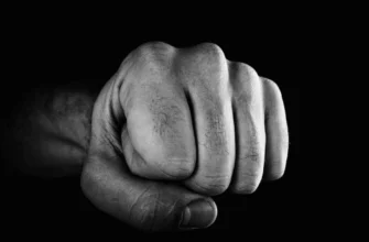 Тридцять ударів палицею та руками: засуджено чоловіка за вбивство дружини