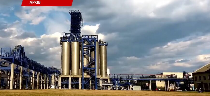 У Калуші обговорили критичну ситуацію на «Карпатнафтохімі». Відео