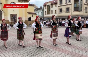 Як в Івано-Франківську відзначили День вишиванки? Відео