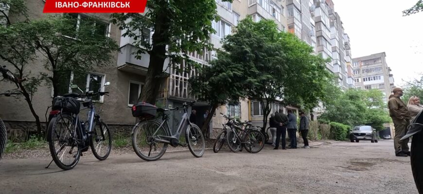 Що з тиском води на вулиці Бандери? З’ясовував Руслан Марцінків. Відео