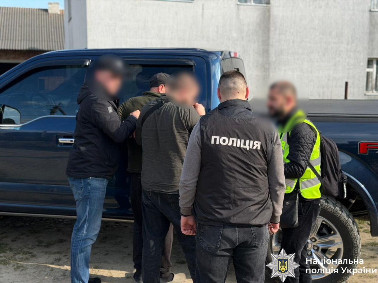 lshchznrzh - 70 тисяч за «вплив» на податківців: затримано заступника керівника одного з ЦНАПів - rai.ua